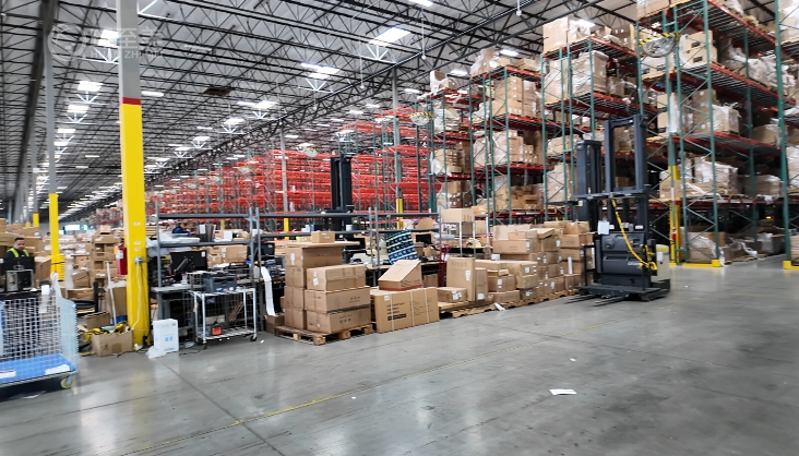 提前入倉,贏在起跑線——圣誕節(jié)海外倉備貨全攻略