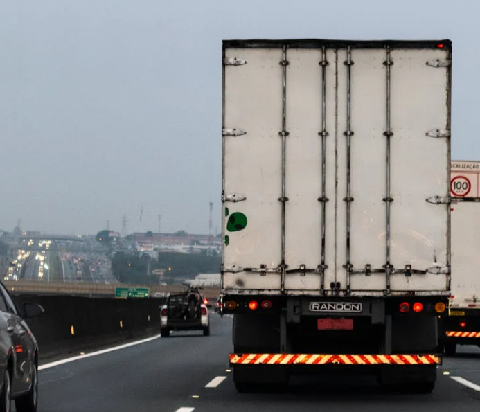 如何通過比價(jià)工具精準(zhǔn)查詢美國卡派價(jià)格？