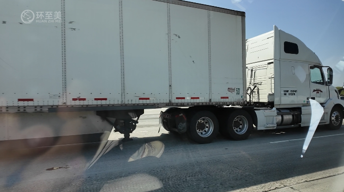 53尺卡車派送，對托盤和貨物的尺寸有何要求？